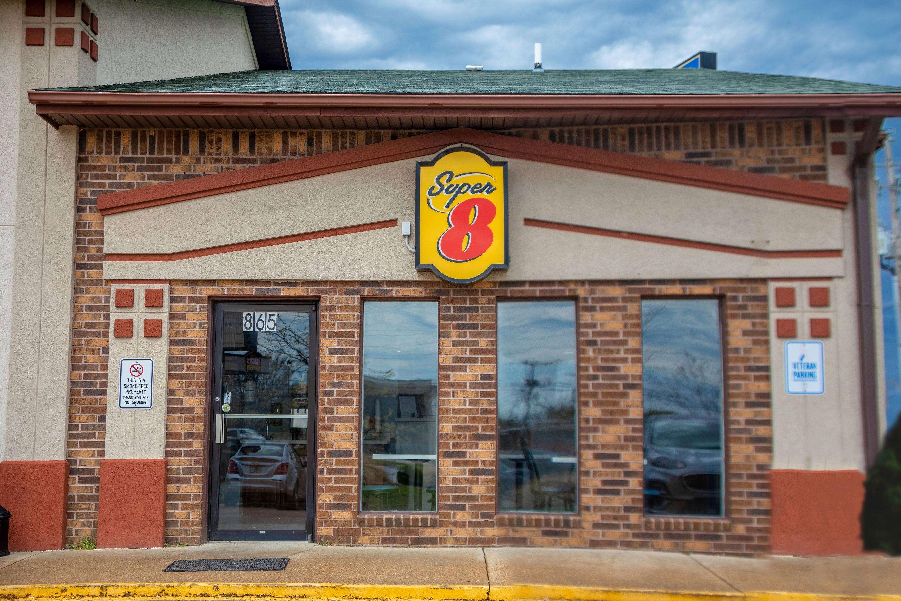 Super 8 By Wyndham Mountain Home Exterior photo